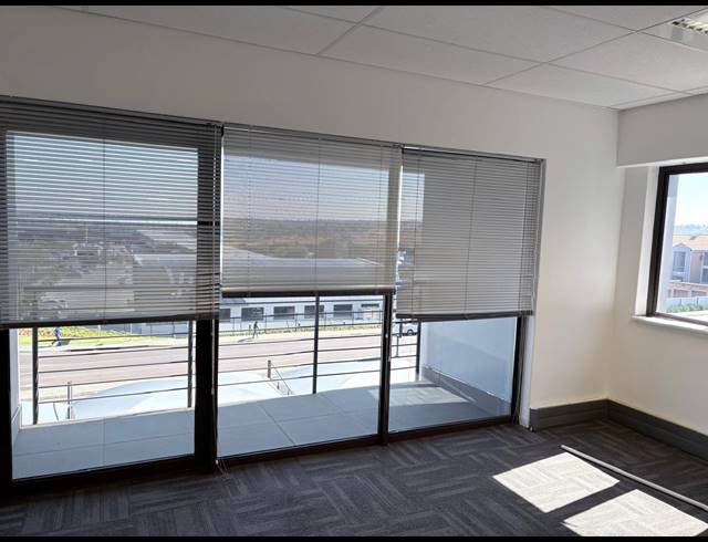 294M² OFFICE TO LET IN VORNA VALLEY